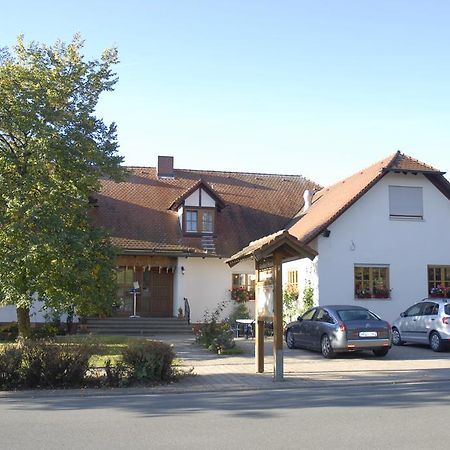 Gasthaus-Pension Hofmann Обердакштеттен Экстерьер фото
