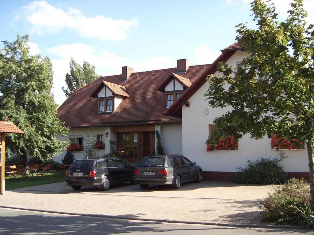 Gasthaus-Pension Hofmann Обердакштеттен Экстерьер фото