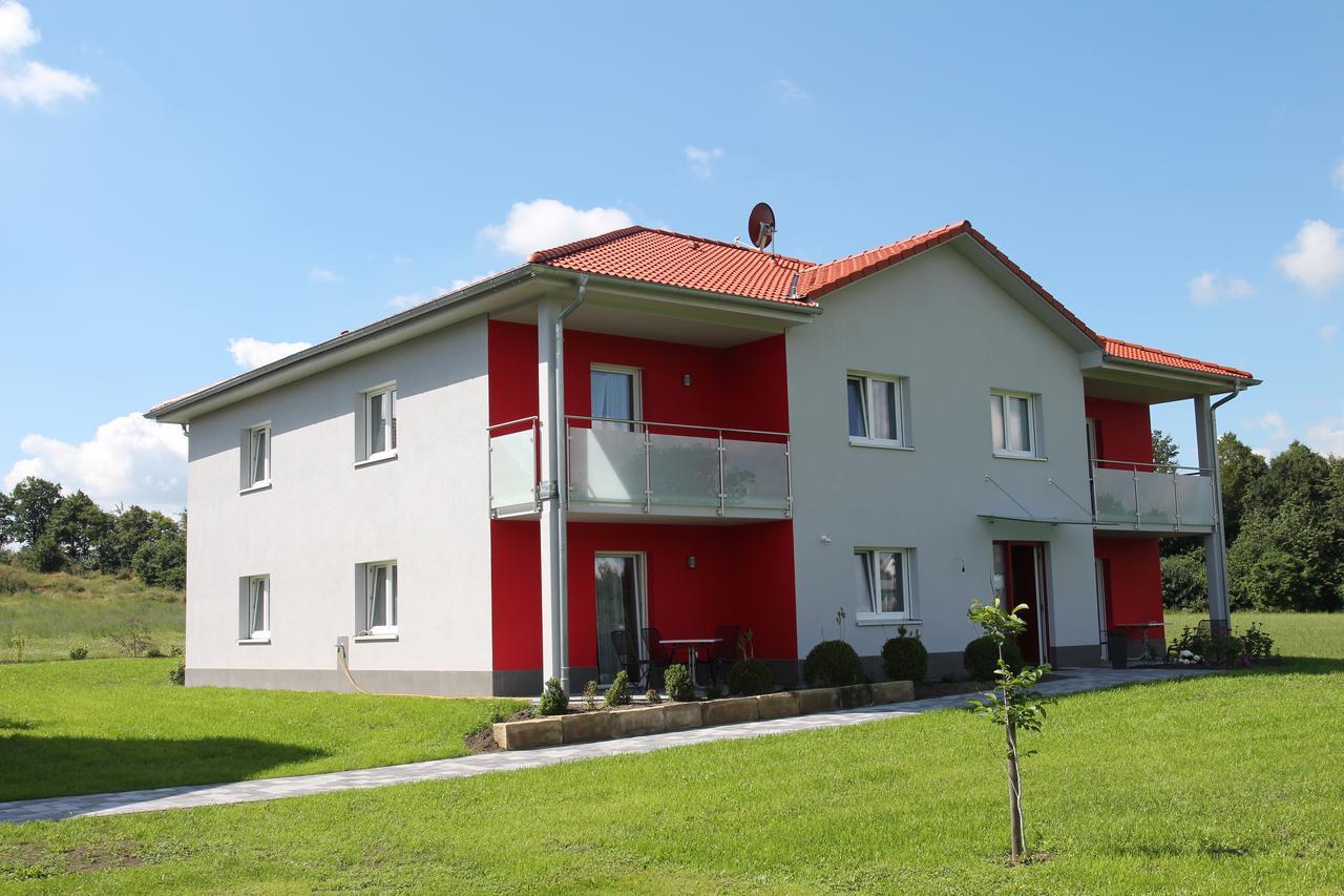 Gasthaus-Pension Hofmann Обердакштеттен Экстерьер фото