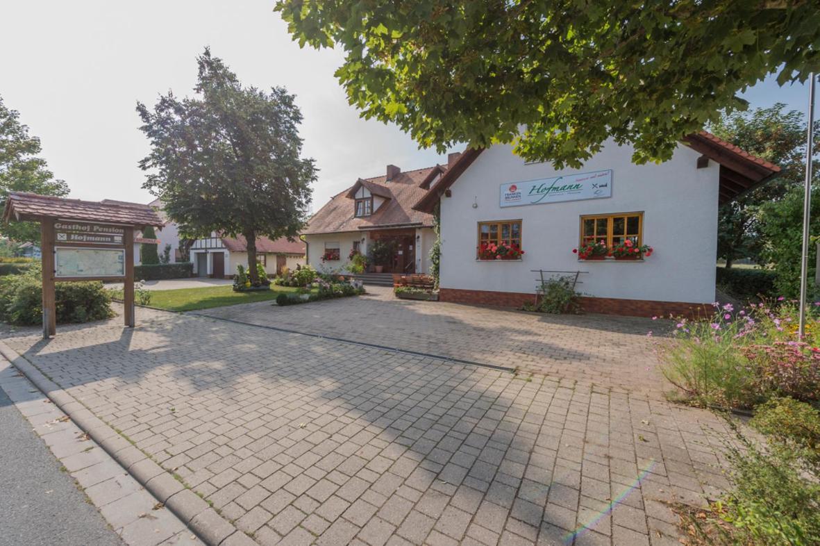 Gasthaus-Pension Hofmann Обердакштеттен Экстерьер фото